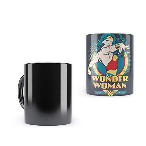 DC Comics- Wonder Woman Comic 2 "Morphing Magic Heat Sensitive Mug